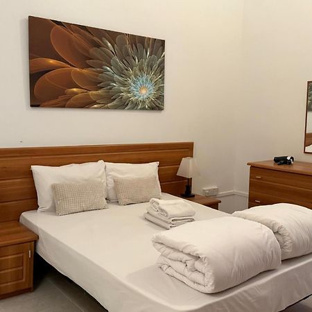 Fac- Falcon'S Nest Valletta Bagian luar foto